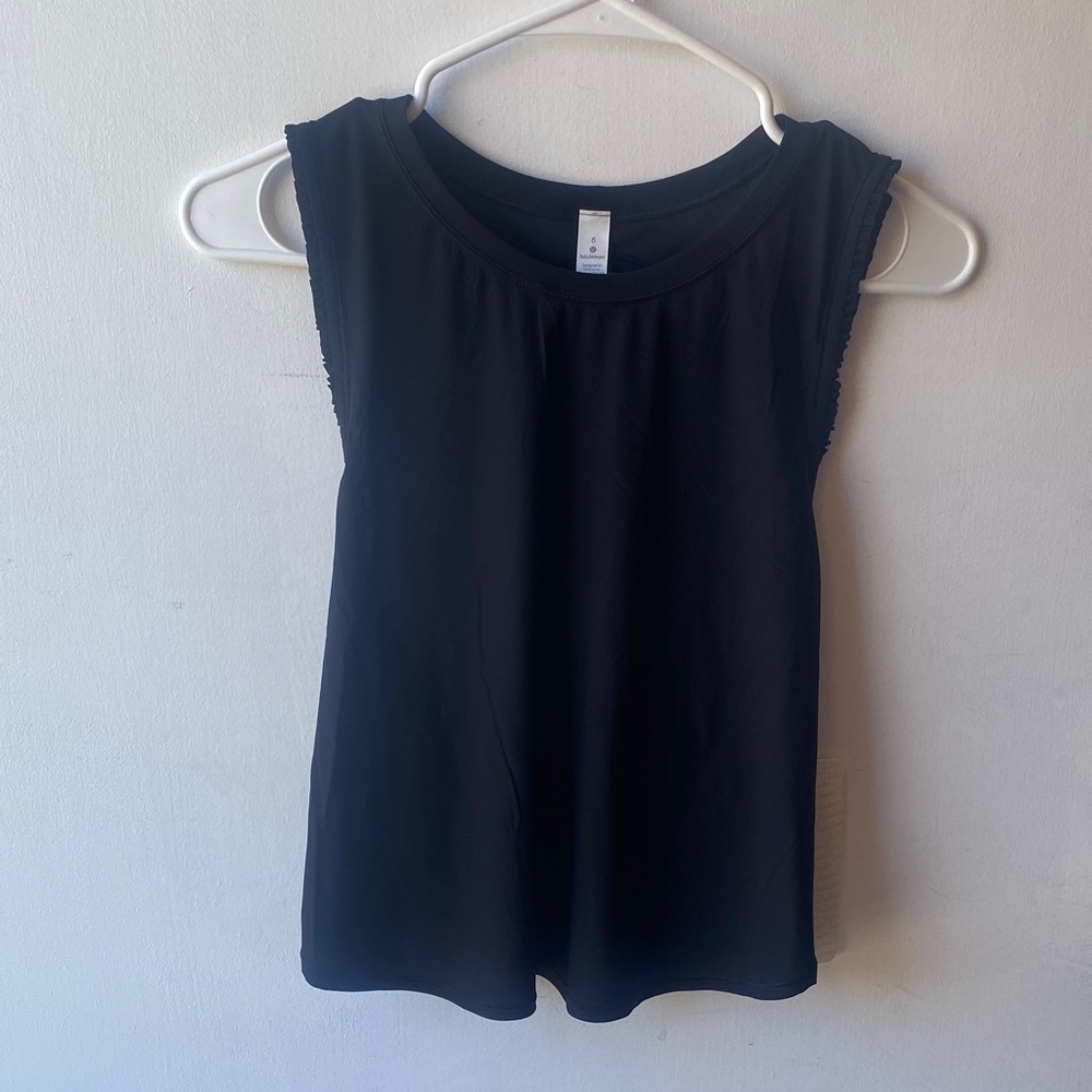 NWT Lululemon Athletica Sleek Black Fast as Light Tank SE frilled Top